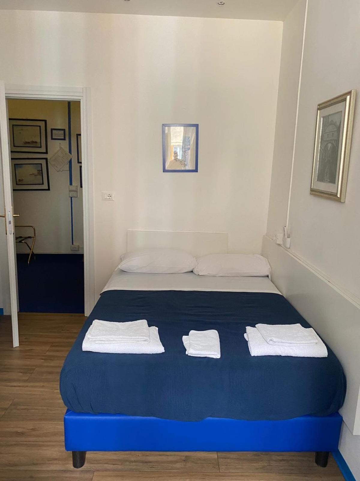 Olympia Hotel Генуя Экстерьер фото